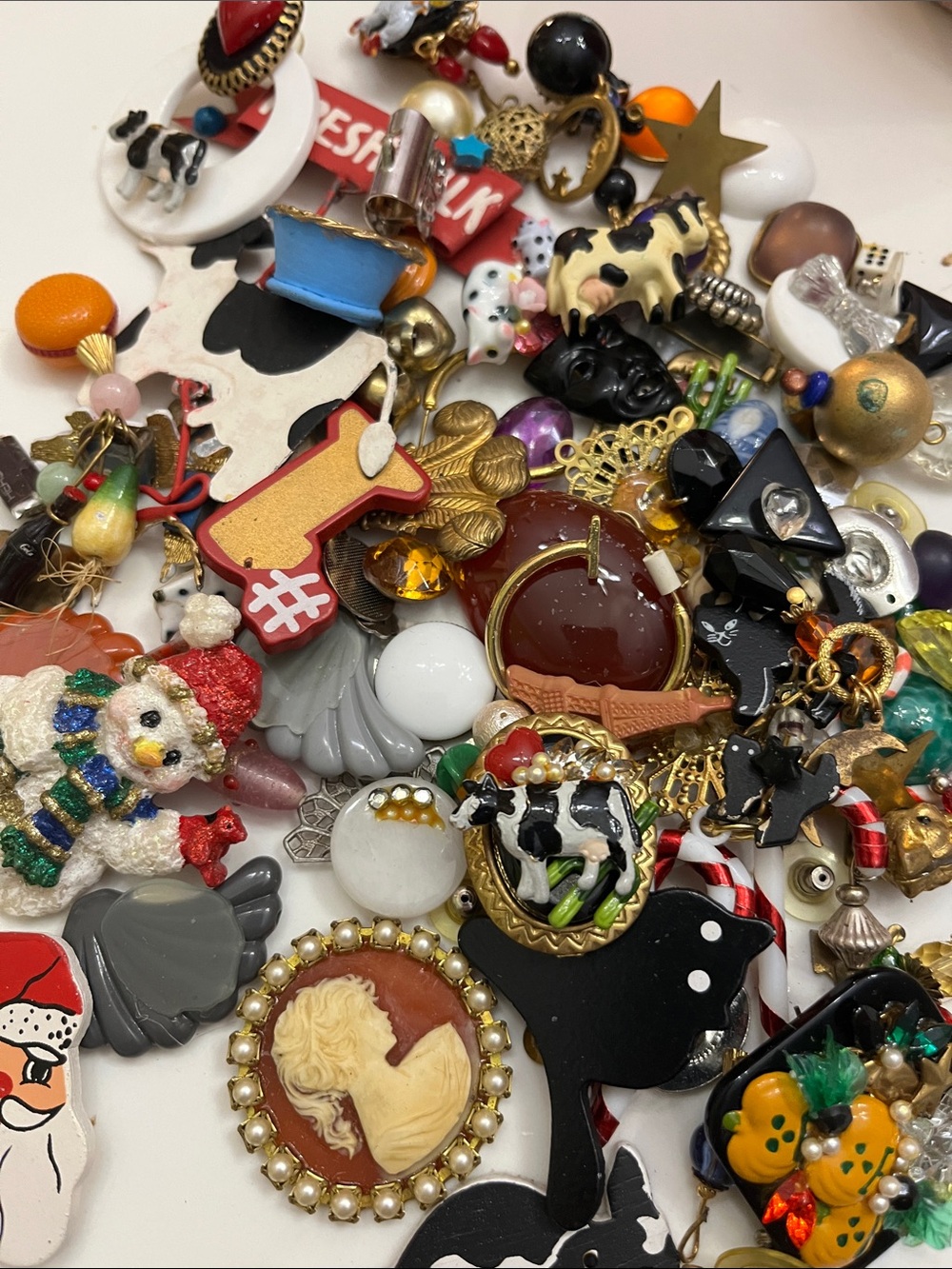 Vintage lot Katrina jewelry parts for crafting fun! Lot 4